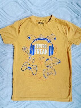 Seven Souls Yellow 'Control Freak' Gaming Tee with Blue Print